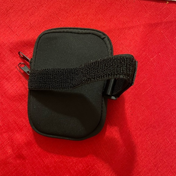 TUMBLER POUCH LEOPARD PRINT WALLET, PHONE CASE, MAKEUP, or SANITIZER HOLDER - Picture 7 of 7